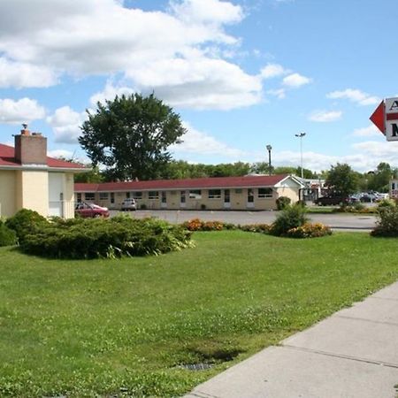בלוויל Avalon Motel מראה חיצוני תמונה