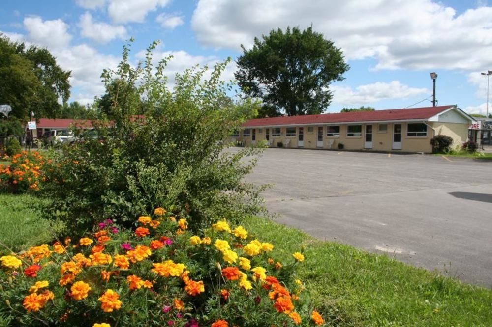 בלוויל Avalon Motel מראה חיצוני תמונה